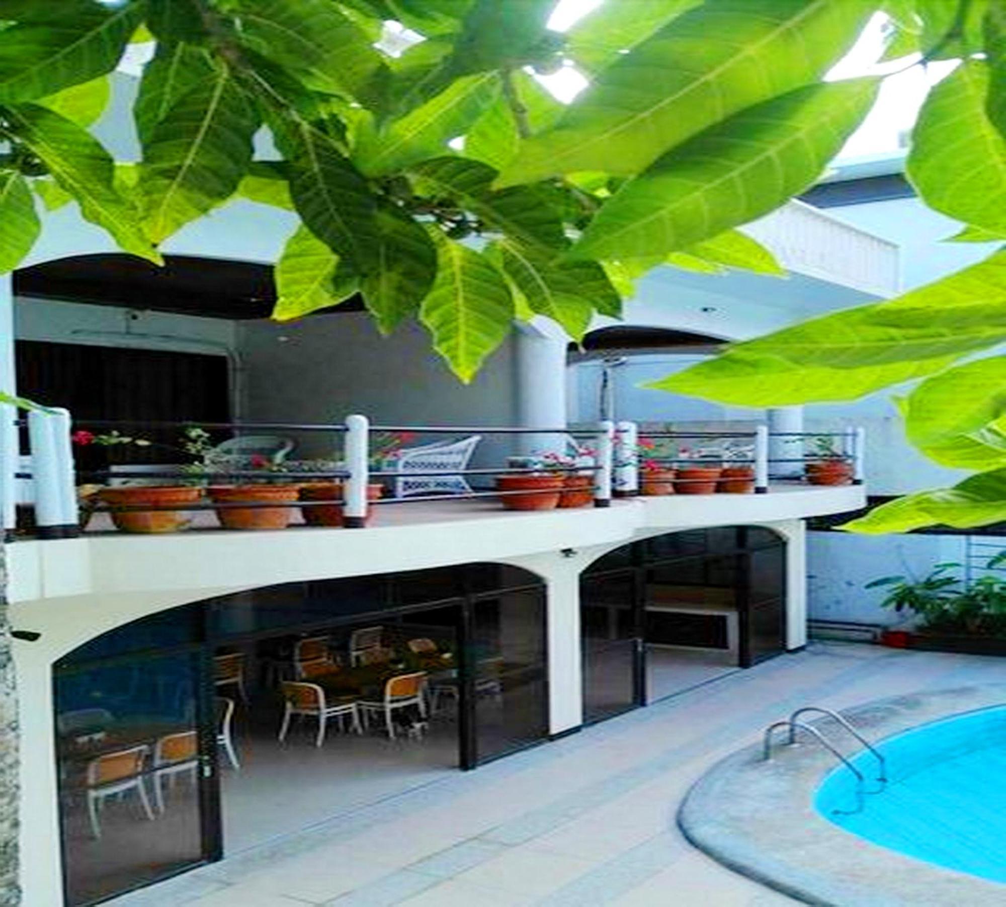 Lukay Las Brisas Balabag  Exterior photo